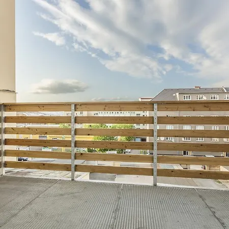 Apartsee Halkova